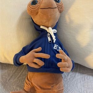 Universal Studios Exclusive E.T. Extraterrestrial Plush with Blue‎ Hoodie